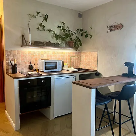 아파트 Cosy, Piscine, Parking, 5min Et Du Port, *