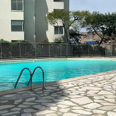 Cosy, Piscine, Parking, 5min Plage, آركاشو